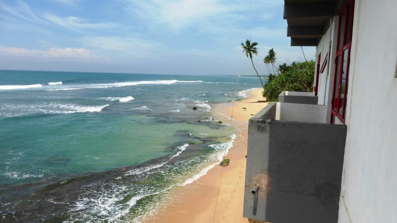 Ocean Reef Hotel Hikkaduwa Exterior foto